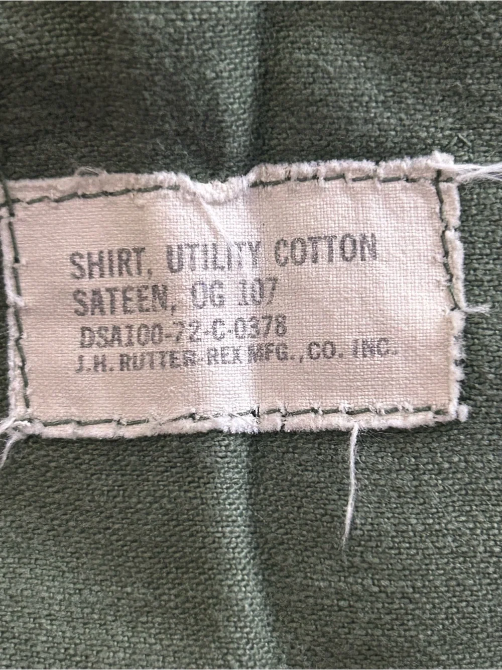 Vintage 1972 OD OG-107 Utility Button Up Sateen Shirt Size 15 1/2 X 35 US Army